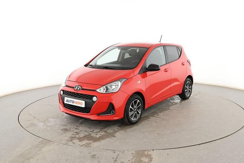 Usado Hyundai i10 Edition 87 CV (63 kW) 2019 Rojo Utilitario