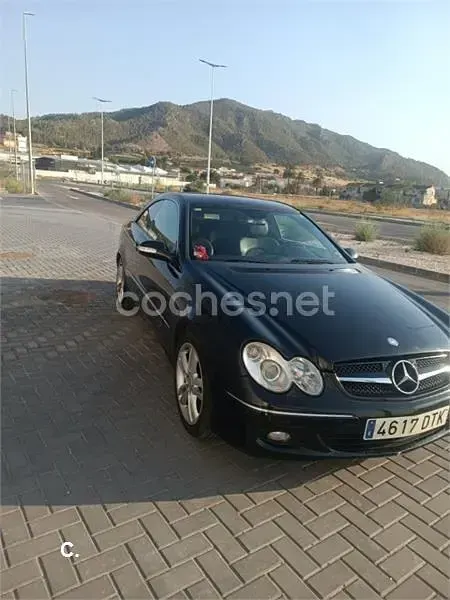 Usado Mercedes CLK320 Avantgarde 224 CV (164 kW) 2005 Negro Coupe