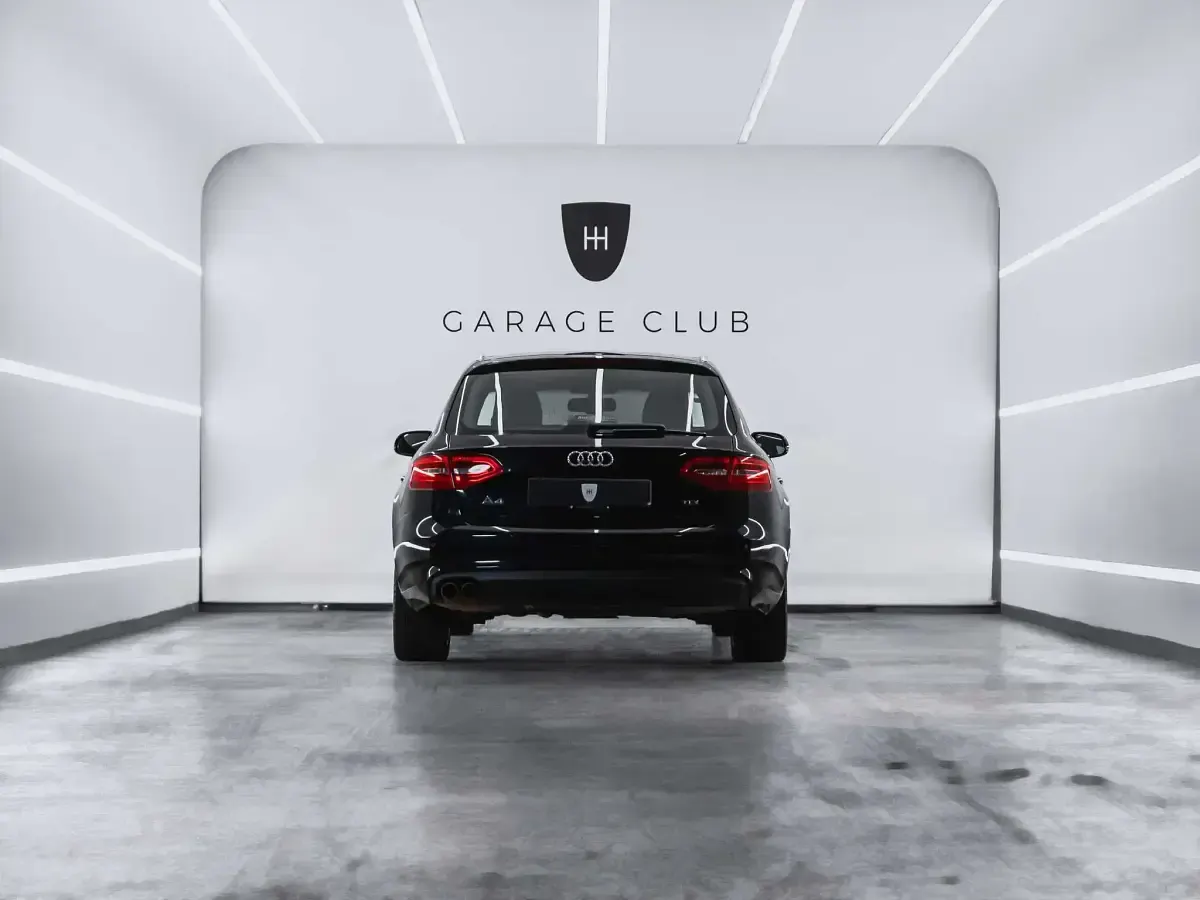 Usado Audi A4 150 CV (110 kW) 2013 Negro Familiar