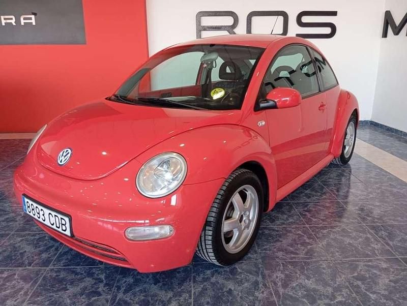 Usado VW Beetle 102 CV (75 kW) 2002 Rojo Utilitario