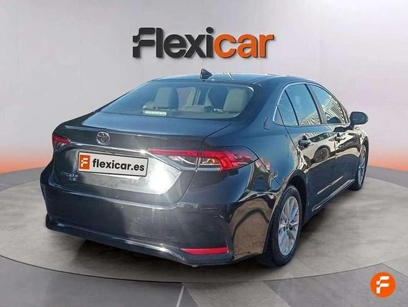 Usado Toyota Corolla Active 125 CV (91 kW) 2023 Negro Berlina