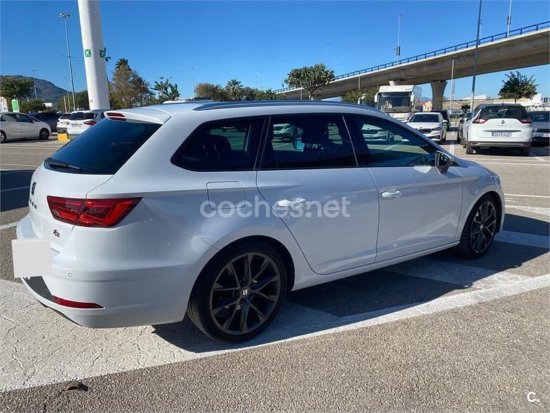Usado Seat Leon ST FR 150 CV (110 kW) 2019 Blanco Familiar
