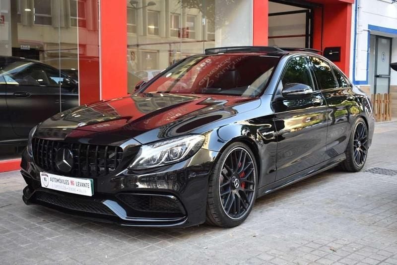 Negro Usado 2016 Mercedes C63 AMG AMG Berlina | 47.990 € (Precio justo) - Imagen 1/4