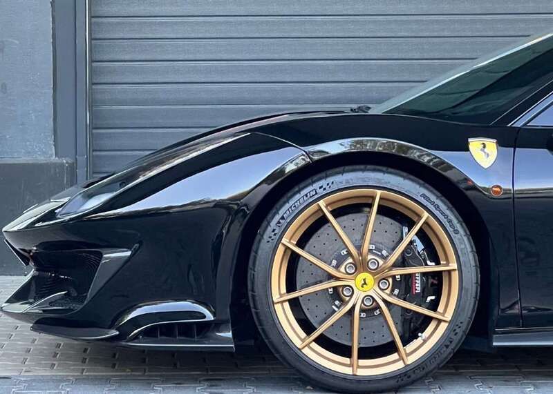 Negro Usado 2020 Ferrari 488 Coupe | 419.000 € - Imagen 1/3