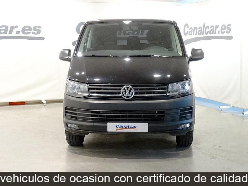 Usado VW Caravelle Trendline 150 CV (110 kW) 2016 Negro Monovolumen