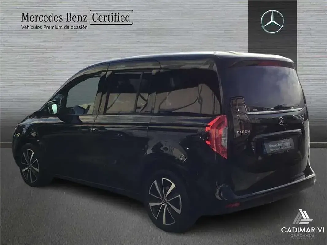 Usado Mercedes 180 116 CV (85 kW) 2025 Berlina