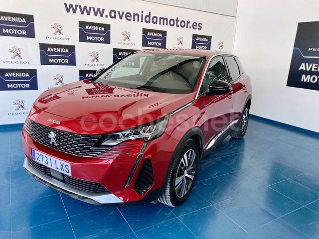Rojo Usado 2022 Peugeot 3008 Allure SUV | 21.900 € (Un poco caro) - Imagen 1/4