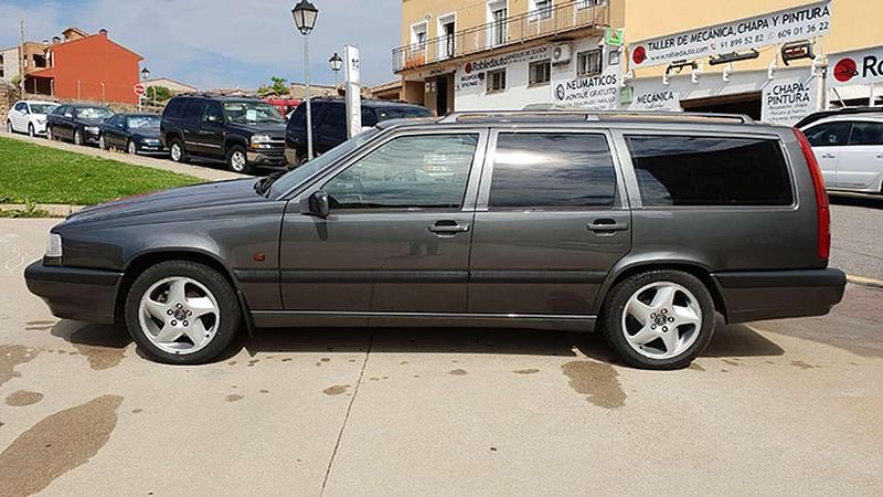 Usado Volvo 850 225 CV (165 kW) 1994 Gris Familiar