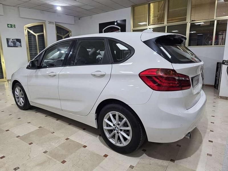 Usado BMW 216 Active Tourer Advantage 116 CV (85 kW) 2016 Blanco Monovolumen