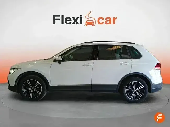 Usado VW Tiguan Life 150 CV (110 kW) 2021 Blanco SUV
