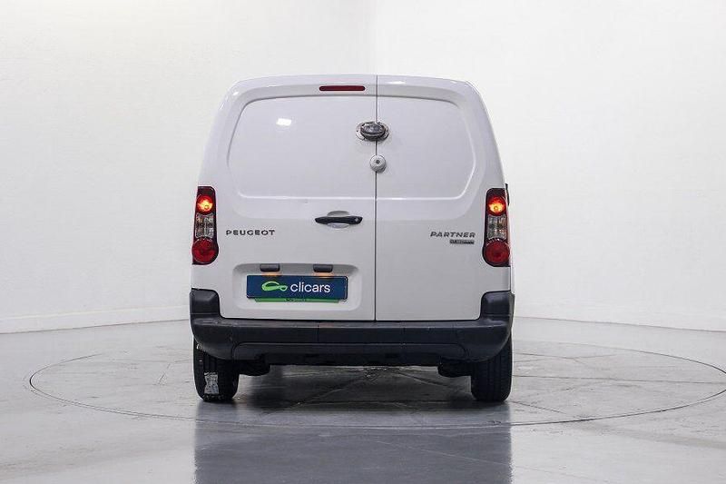 Usado Peugeot Partner 67 CV (49 kW) 2020 Blanco Monovolumen