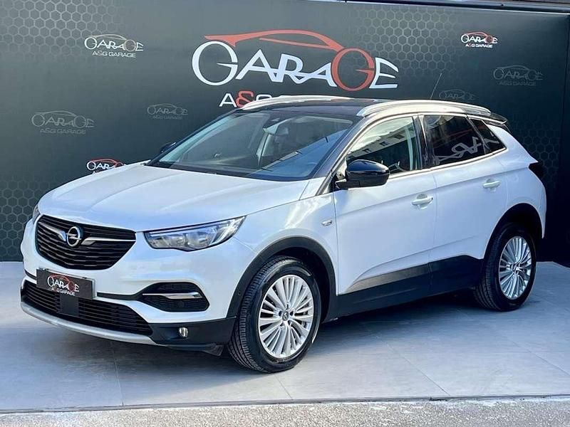 Usado Opel Grandland X Ultimate 131 CV (96 kW) 2019 Blanco SUV
