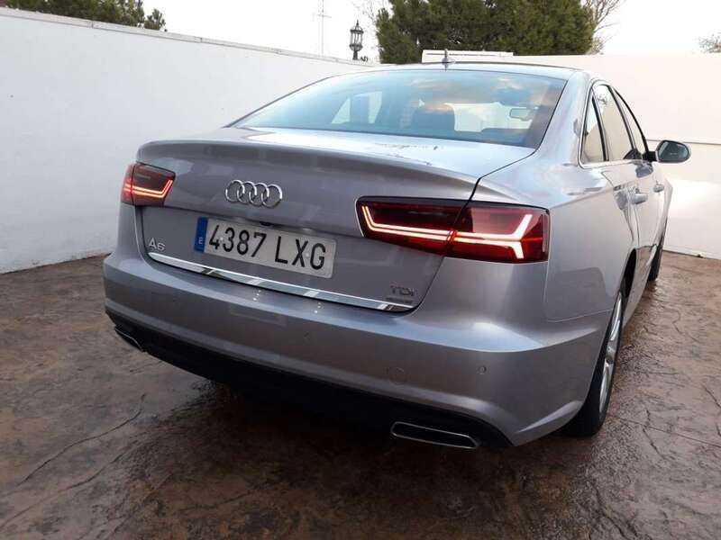 Usado Audi A6 150 CV (110 kW) 2017 Plateado Berlina