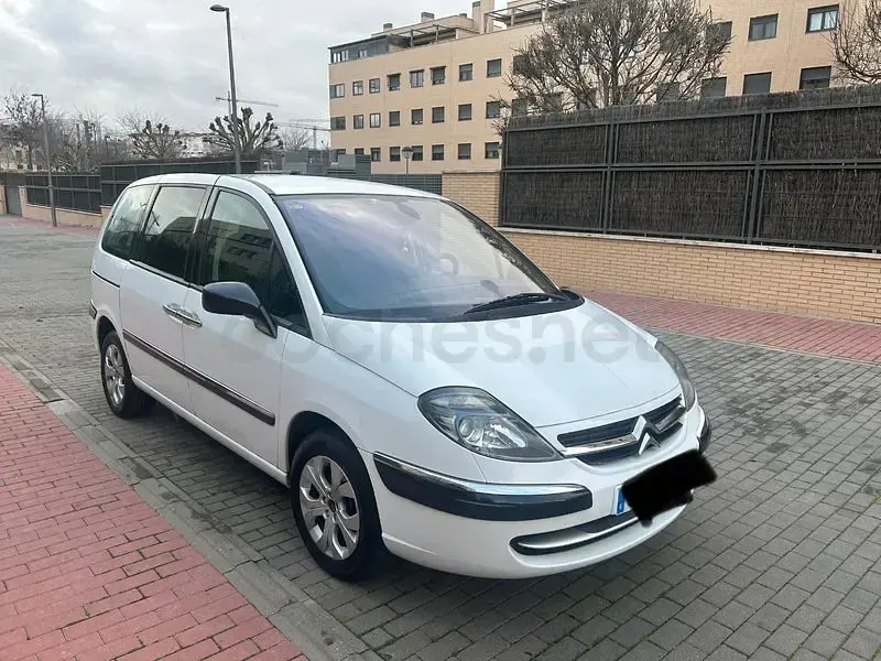 Usado Citroën C8 Attraction 136 CV (100 kW) 2013 Blanco Monovolumen