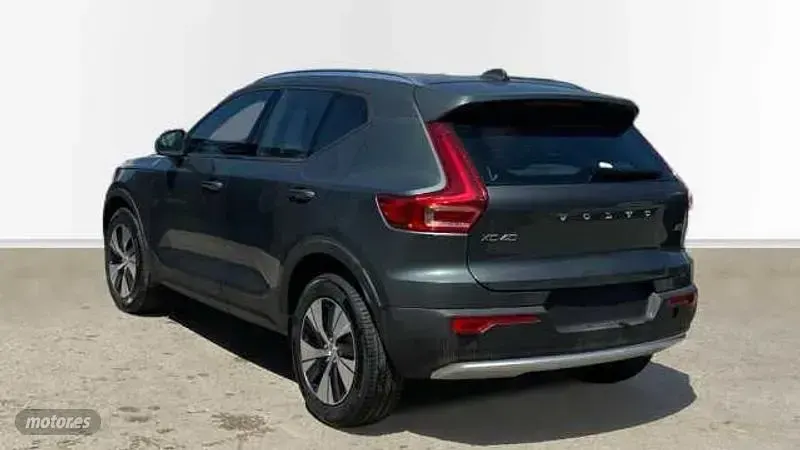 Nuevo Volvo XC40 Core 2025 Verde SUV