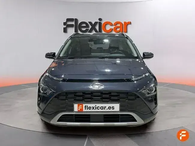 Usado Hyundai Bayon 84 CV (61 kW) 2023 Gris SUV