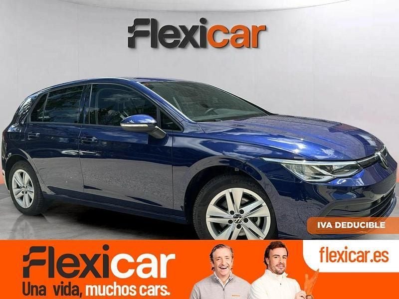Azul Usado 2022 VW Golf VIII Advance Berlina | 21.490 € (Precio justo) - Imagen 1/4