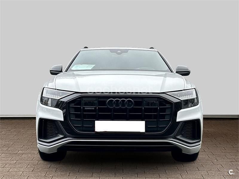 Usado Audi Q8 S-line plus 381 CV (280 kW) 2022 Blanco SUV