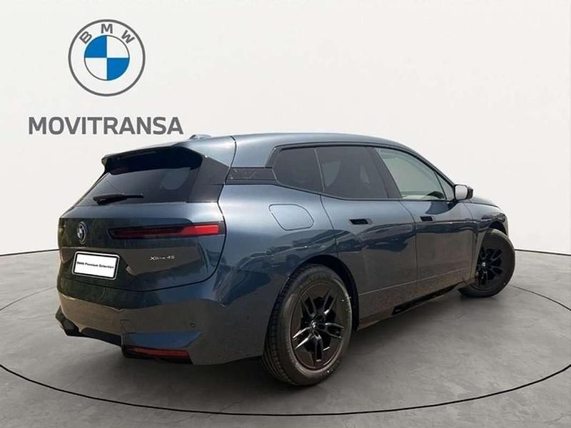 Usado BMW iX Comfort Edition 300 kW (408 CV) 2025 Azul SUV