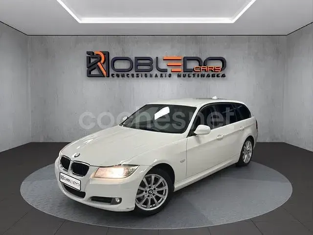 Usado BMW 318 143 CV (105 kW) 2011 Blanco Familiar