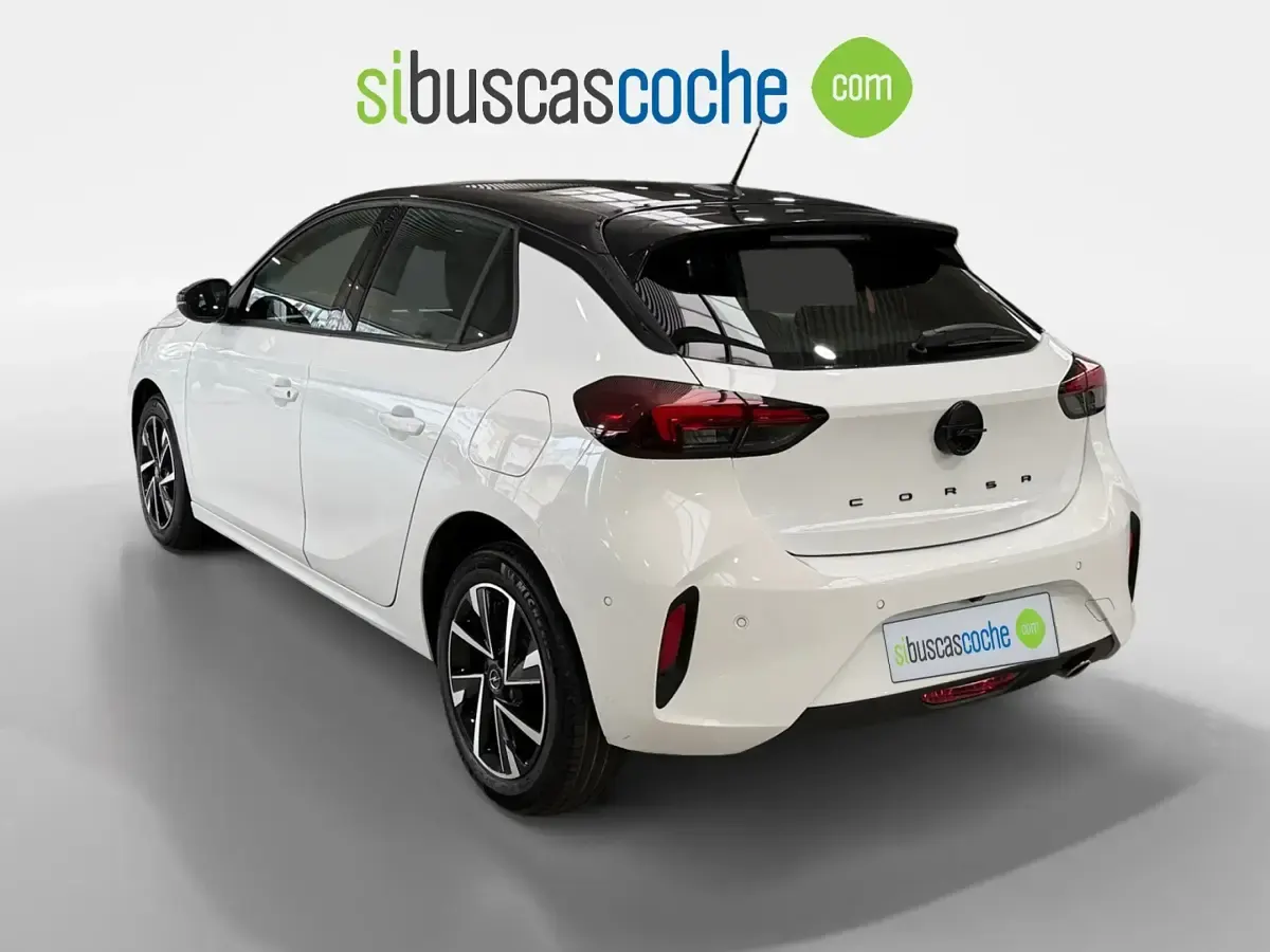 Usado Opel Corsa 100 CV (73 kW) 2023 Blanco Utilitario