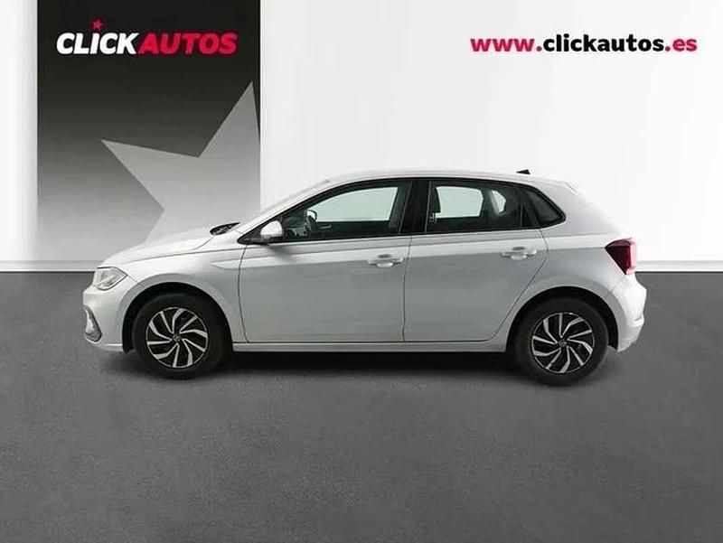 Usado VW Polo Life 95 CV (69 kW) 2024 Plateado Utilitario