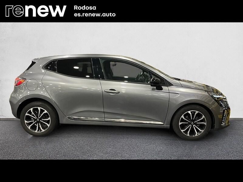 Usado Renault Clio V Techno 90 CV (66 kW) 2024 Gris Berlina