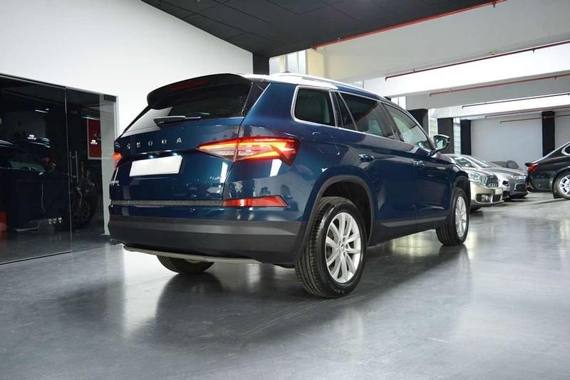 Usado Skoda Kodiaq Style 200 CV (147 kW) 2022 Azul SUV