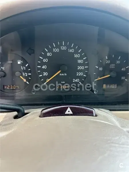 Usado Mercedes ML400 250 CV (183 kW) 2003 Azul SUV