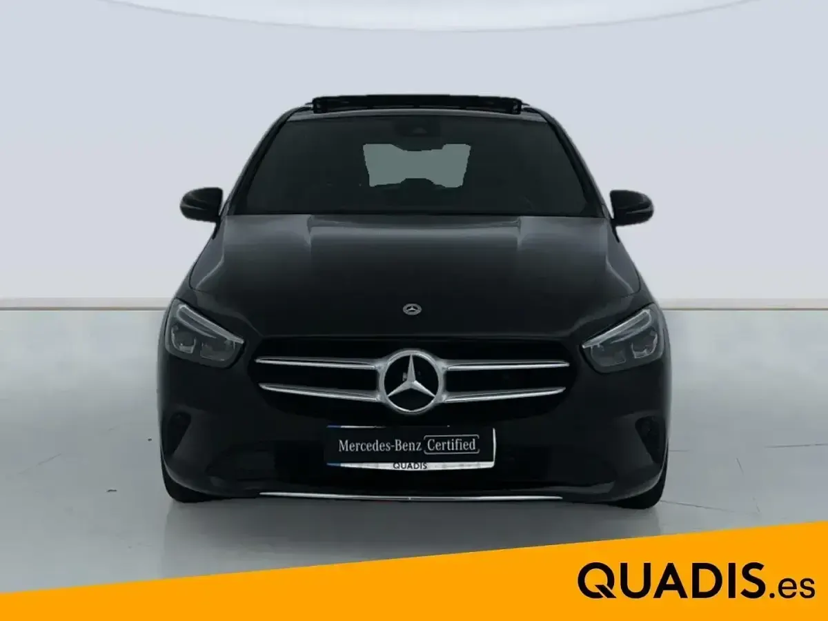 Usado Mercedes B200 150 CV (110 kW) 2021 Negro Monovolumen