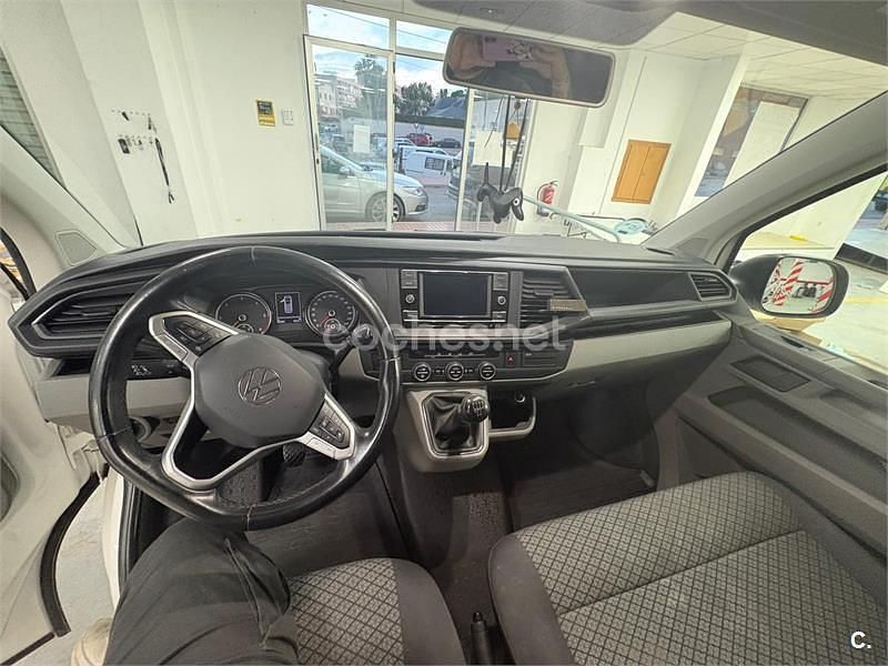 Usado VW Caravelle 150 CV (110 kW) 2022 Blanco Monovolumen