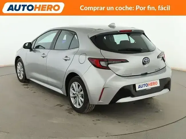 Usado Toyota Corolla Active 140 CV (102 kW) 2023 Gris Berlina
