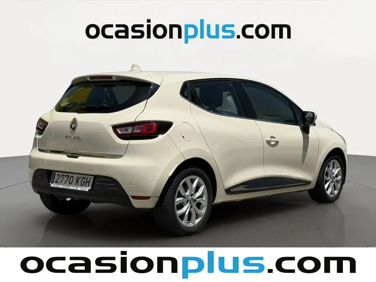 Usado Renault Clio Zen 90 CV (66 kW) 2017 Beige Utilitario