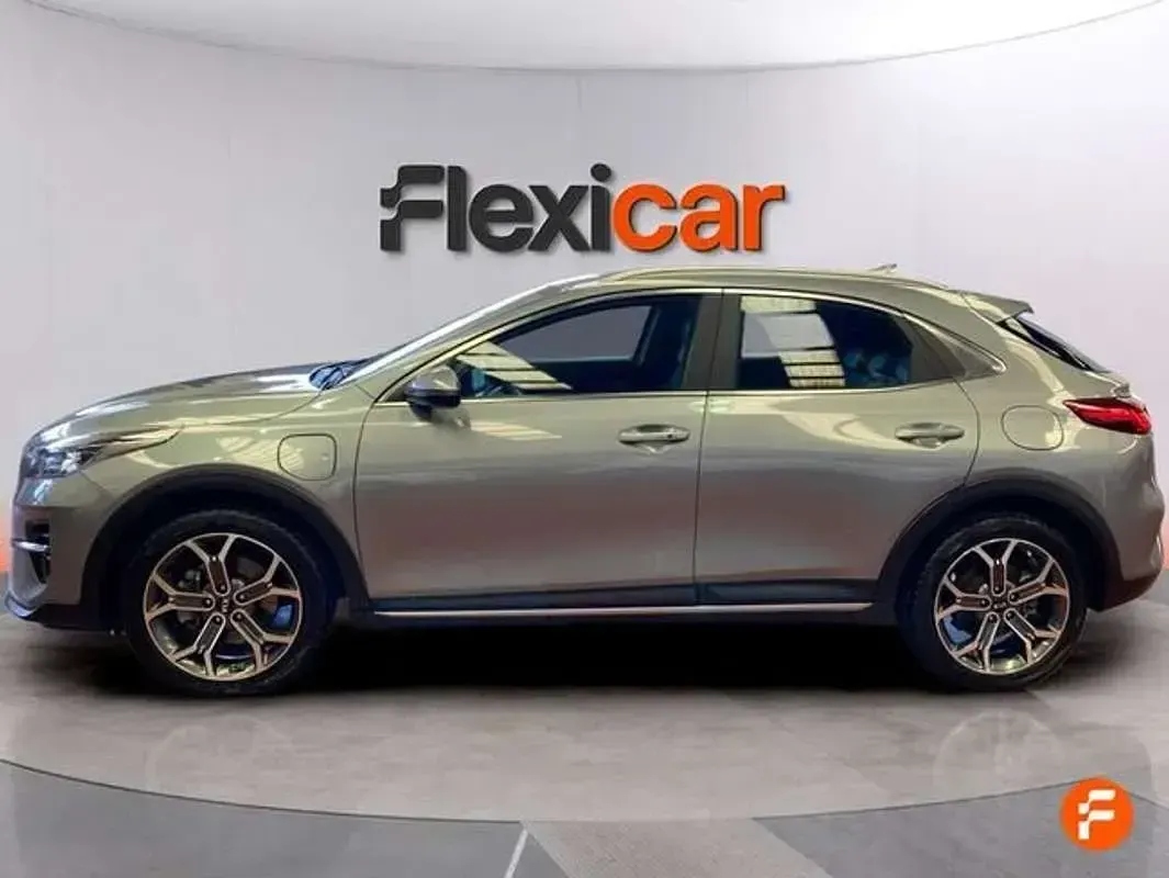 Usado Kia XCeed 141 CV (103 kW) 2021 Gris SUV