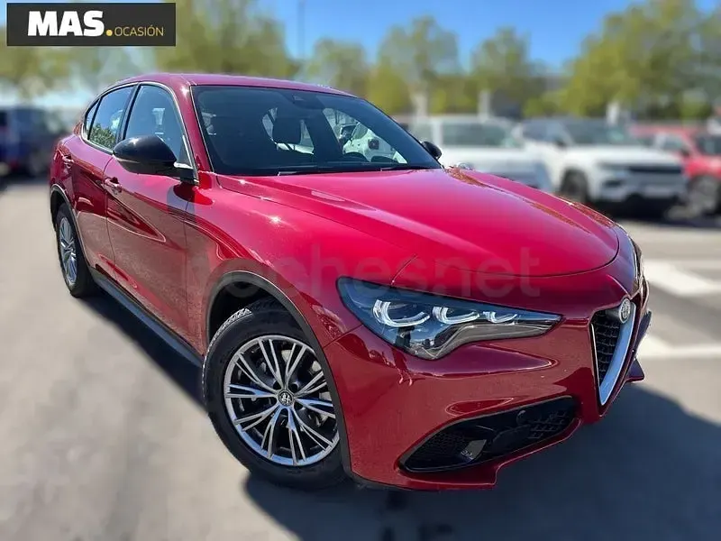 Usado Alfa Romeo Stelvio Super 160 CV (117 kW) 2023 Rojo SUV