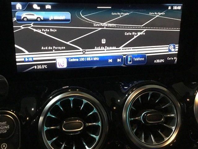 Nuevo Mercedes GLA200 AMG line 150 CV (110 kW) 2026 Plata hightech SUV