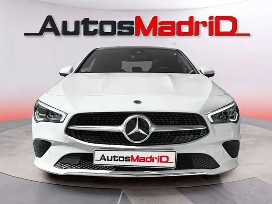 Usado Mercedes CLA250e 220 CV (161 kW) 2022 Blanco Berlina