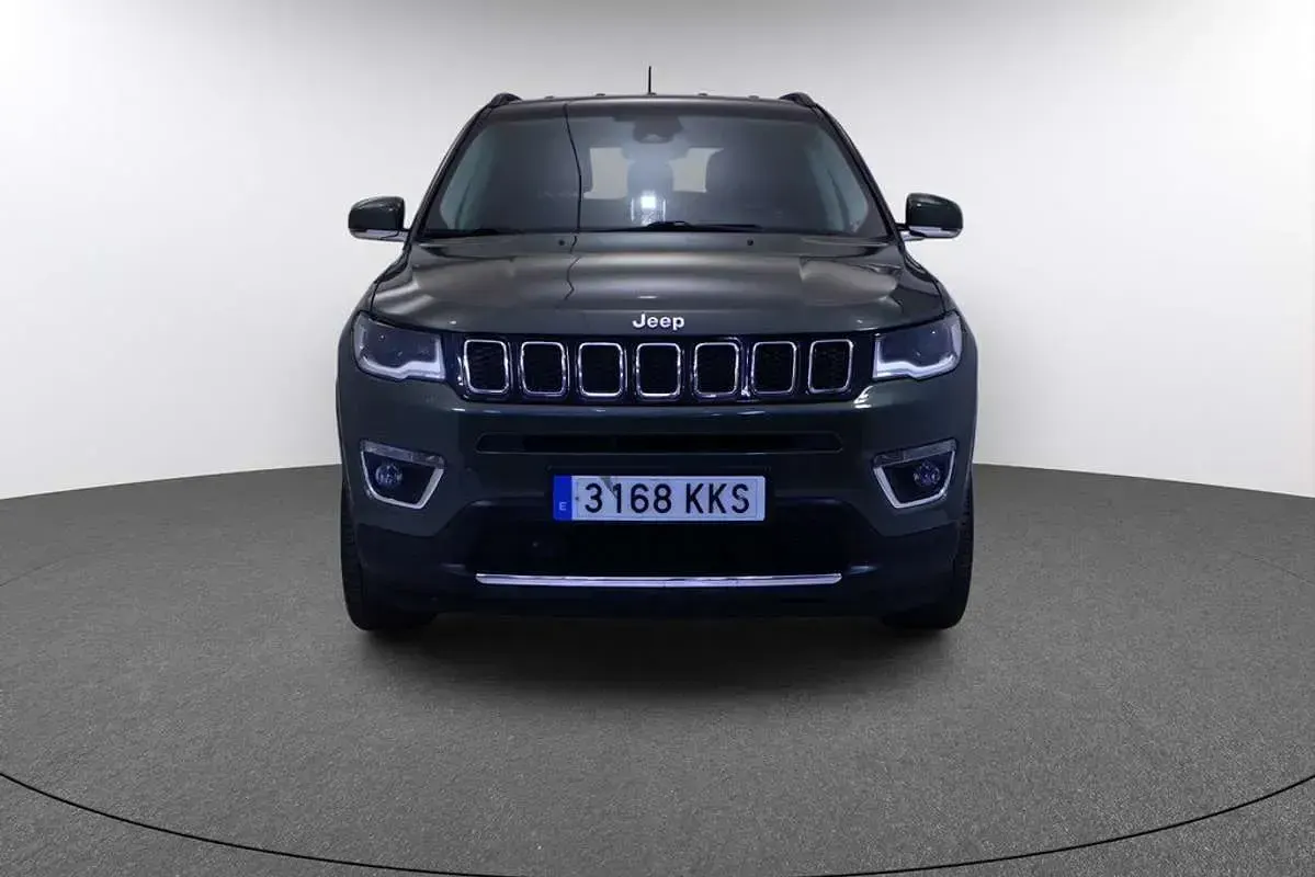 Usado Jeep Compass Limited 140 CV (102 kW) 2018 Verde SUV
