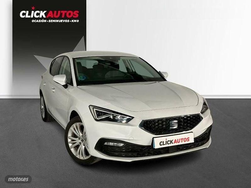 Usado Seat Leon Style 150 CV (110 kW) 2024 Blanco