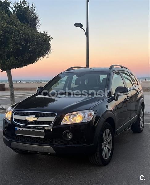 Negro Usado 2007 Chevrolet Captiva SUV | 7000 € (Un poco caro) - Imagen 1/4