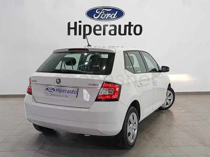 Usado Skoda Fabia Ambition 90 CV (66 kW) 2017 Blanco Berlina