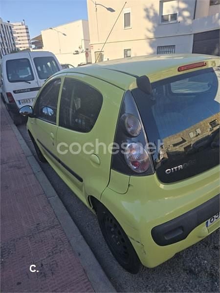 Usado Citroën C1 68 CV (50 kW) 2006 Amarillo Utilitario