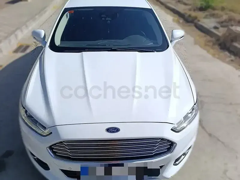 Usado Ford Mondeo ST-Line 180 CV (132 kW) 2017 Blanco Berlina