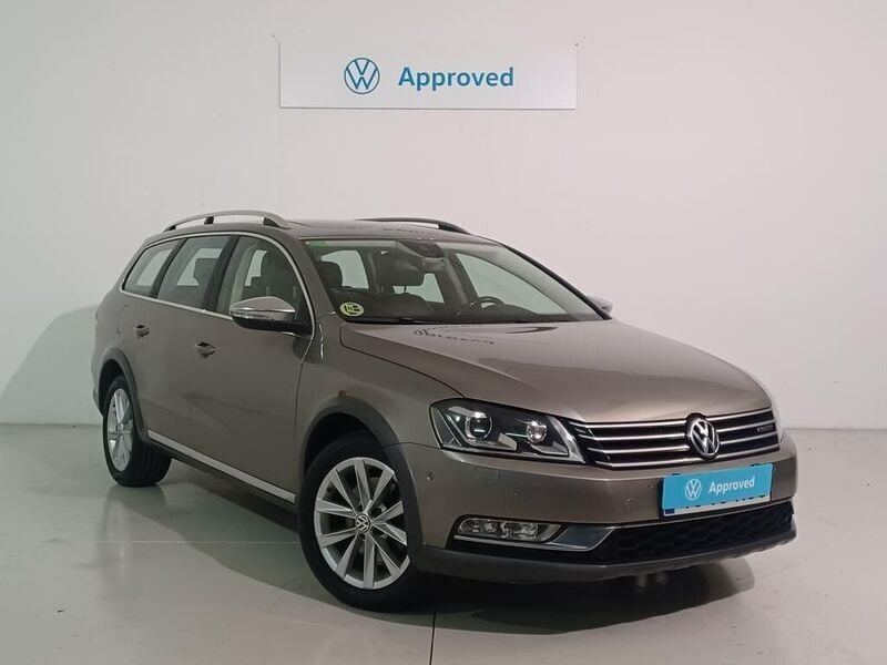 Marrón Usado 2013 VW Passat Alltrack Familiar | 15.900 € - Imagen 1/4