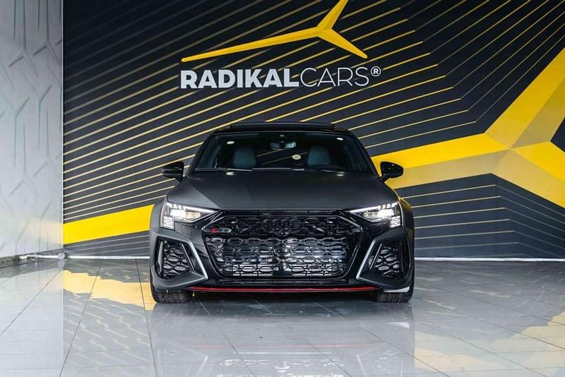 Usado Audi RS3 Sportback Performance 407 CV (299 kW) 2024 Gris Utilitario