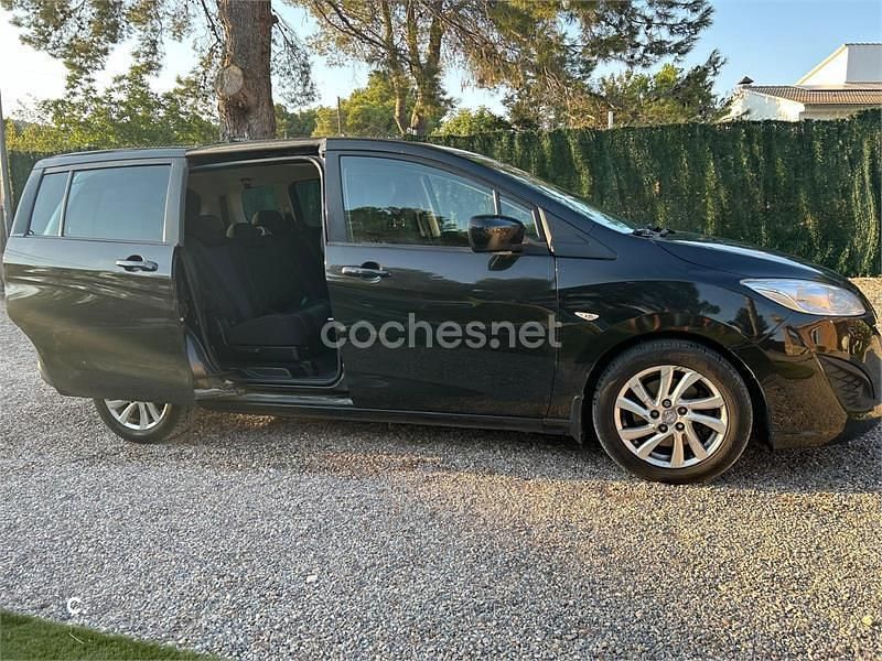 Usado Mazda 5 Luxury 150 CV (110 kW) 2011 Negro Monovolumen