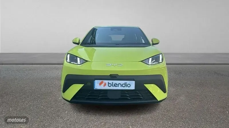Usado BYD Dolphin Surf Comfort 114 kW (156 CV) 2025 Verde Utilitario