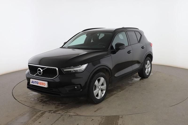Negro Usado 2018 Volvo XC40 SUV | 21.299 € (Precio justo) - Imagen 1/3