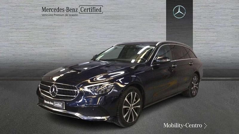 Usado Mercedes E300 313 CV (230 kW) 2024 Azul Familiar
