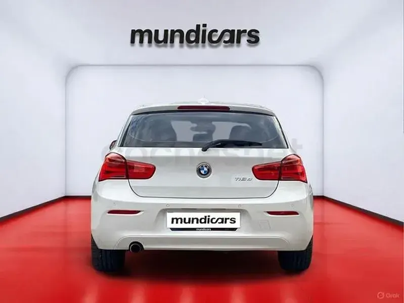 Usado BMW 116 Advantage 116 CV (85 kW) 2015 Blanco Utilitario